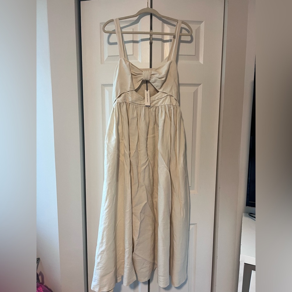 NEW Banana Republic  Cream Sleeveless Dress